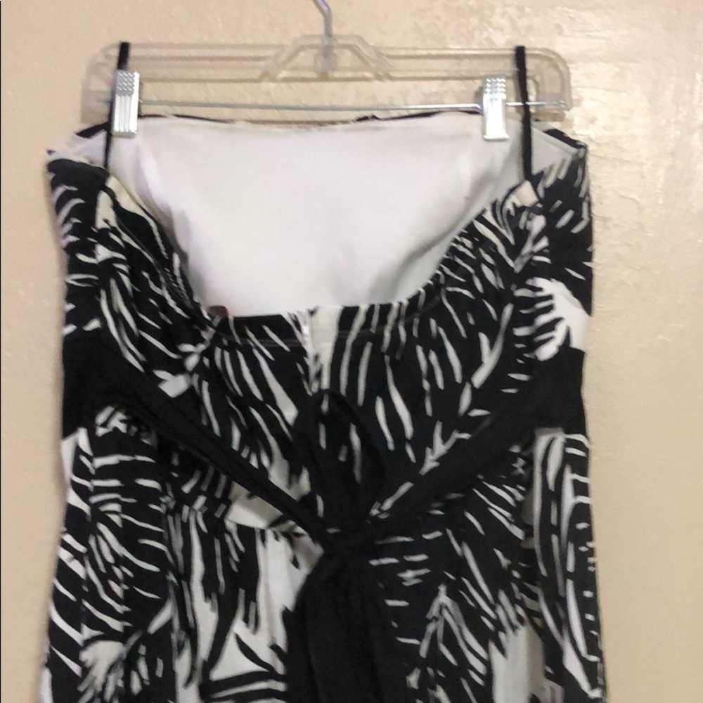Dress - Picture 4 of 8